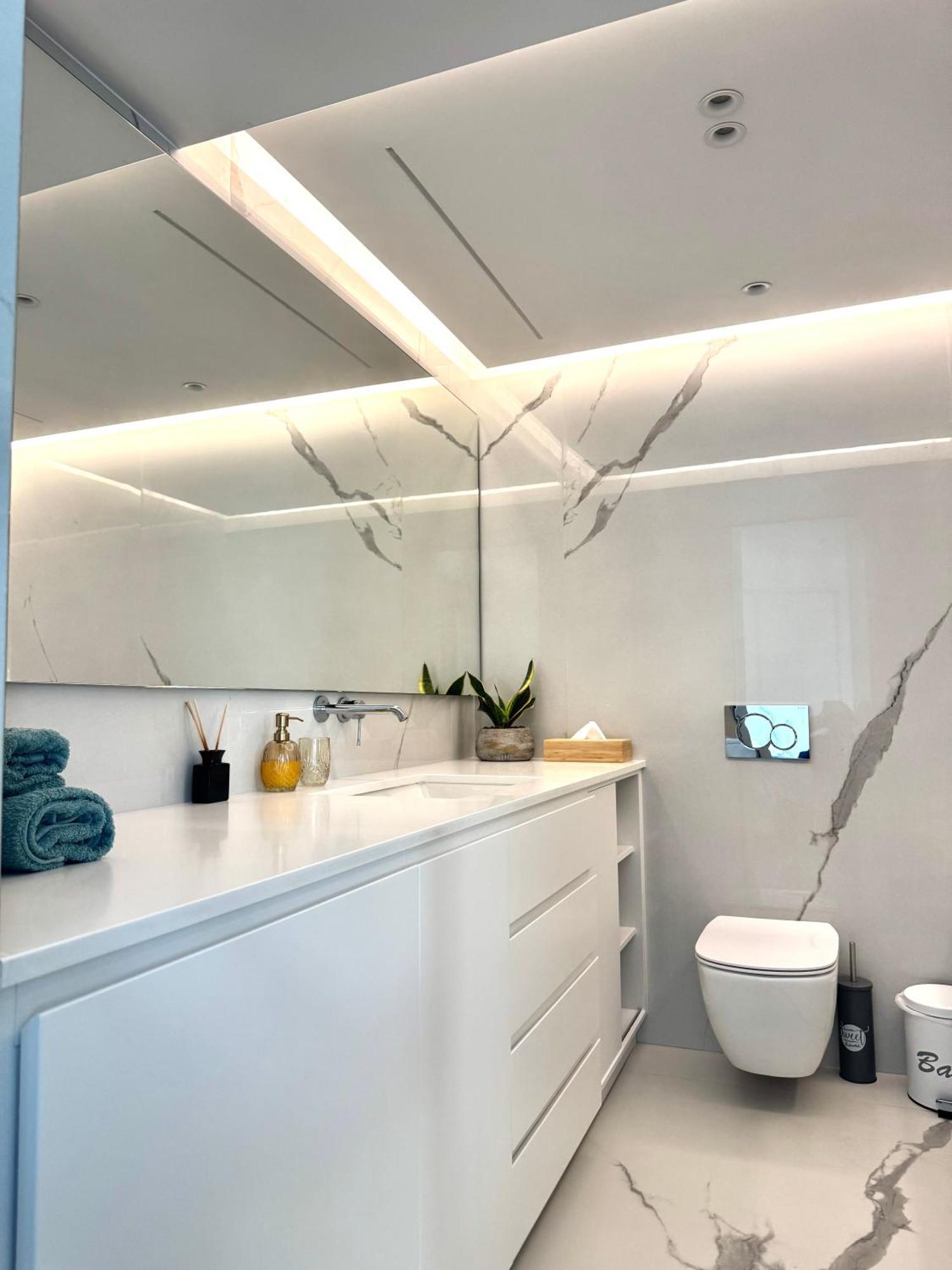 לרפטרה Modern Minimal Apartment מראה חיצוני תמונה